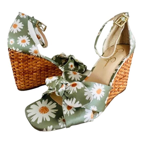 Jessica Simpson Women's Delirah
Espadrille Wedge Ankle Strap Sandal - Picture 1 of 7